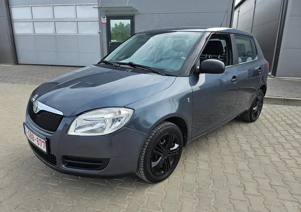 skoda fabia sochaczew Skoda Fabia cena 9400 przebieg: 132000, rok produkcji 2009 z Sochaczew